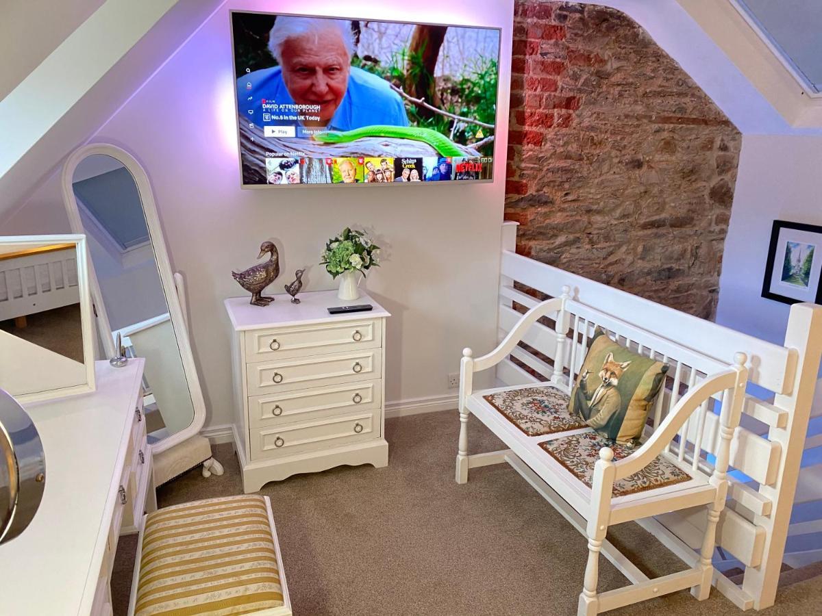 Arthur Street Guest Cottage ヒルズボロ エクステリア 写真